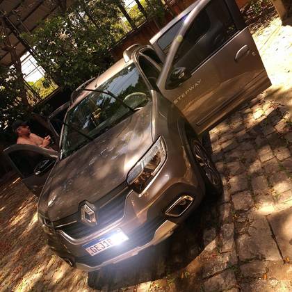 RENAULT STEPWAY 1.6 16V SCE FLEX ICONIC X-TRONIC